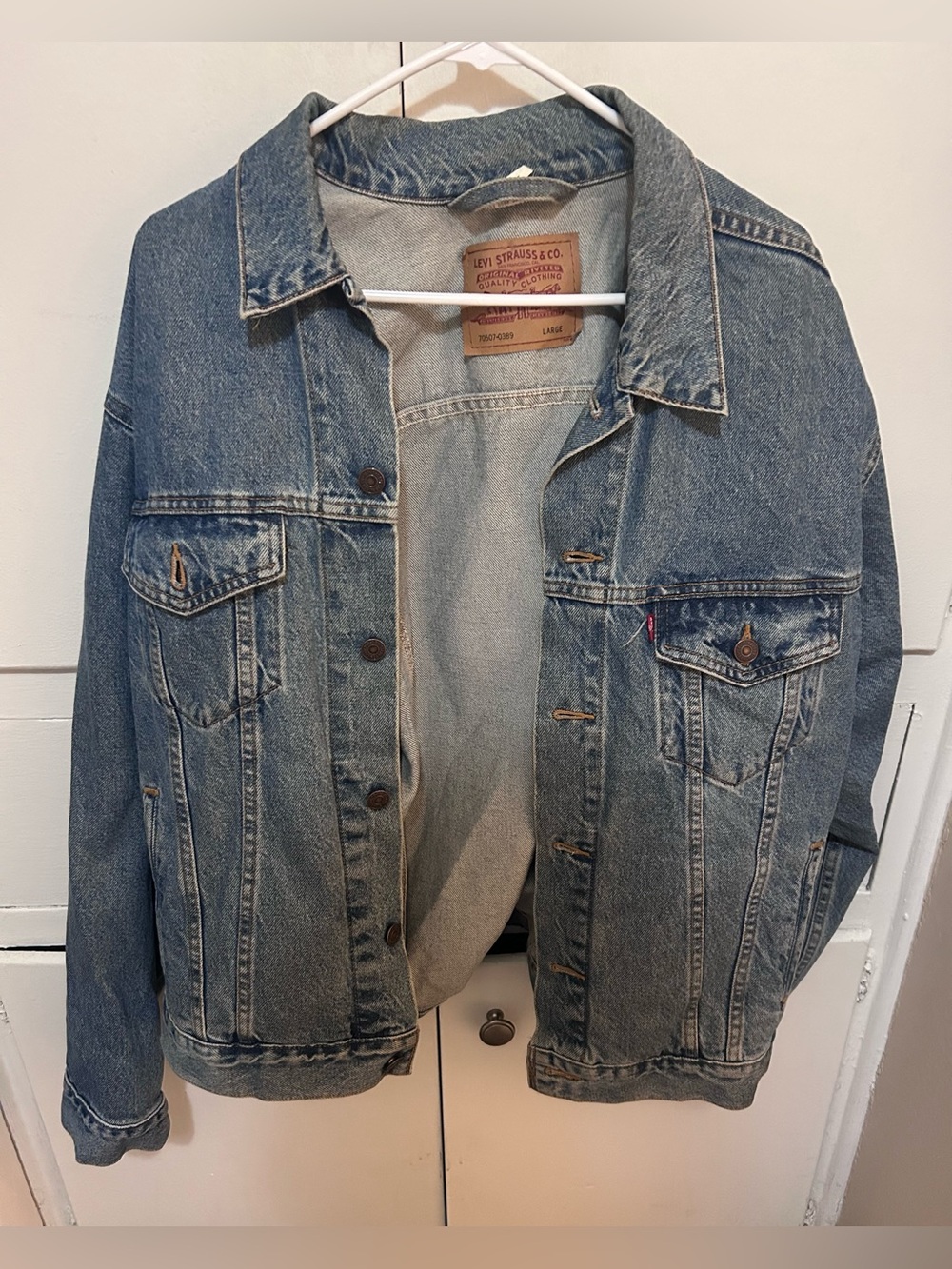 Levi’s men’s size large jean jacket